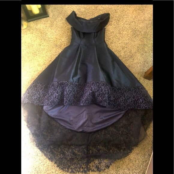 🔥Betsy Adams One of a kind Stunning Dress, so much detail Turn heads in this!! - Picture 1 of 16